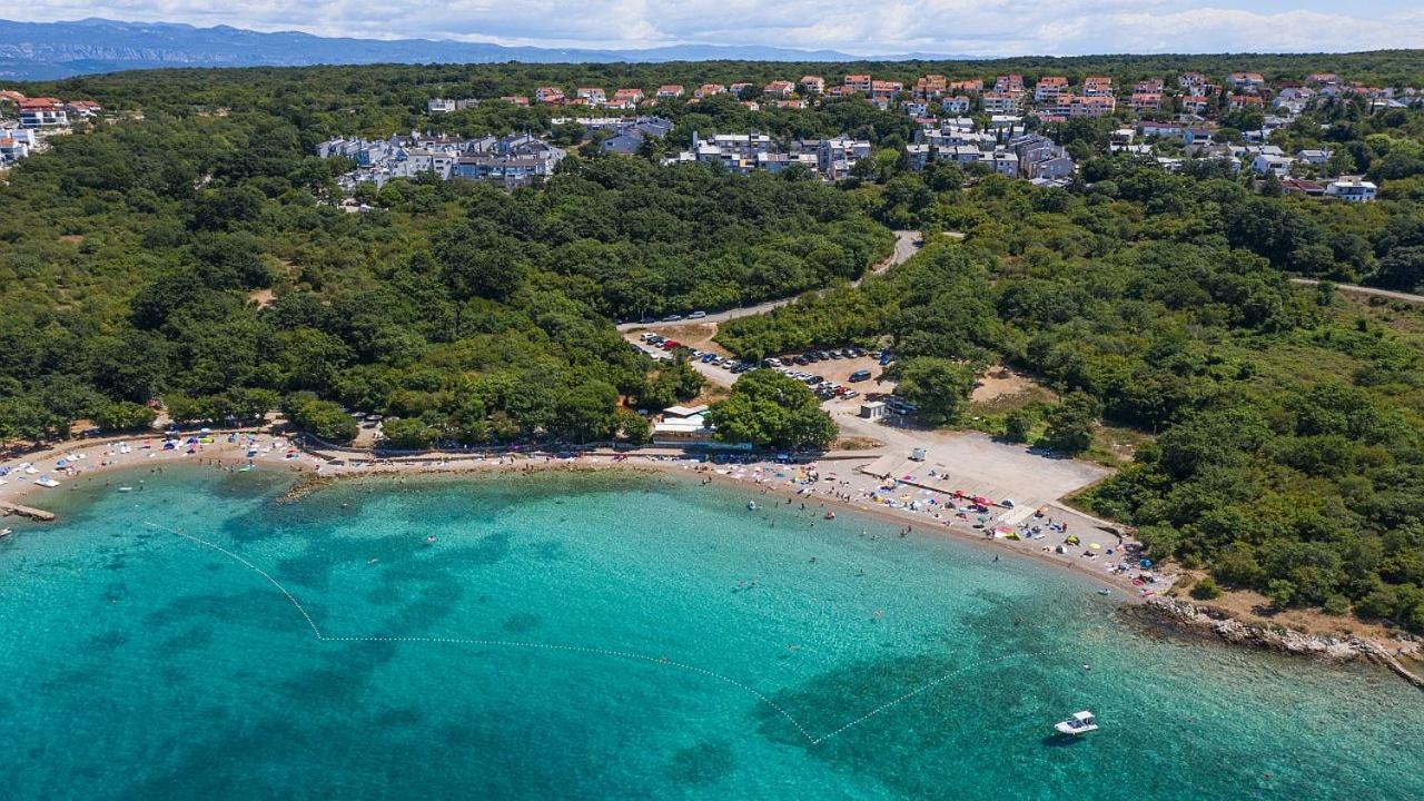 Njivice, Otok Krk, Apartman Dora Exterior foto